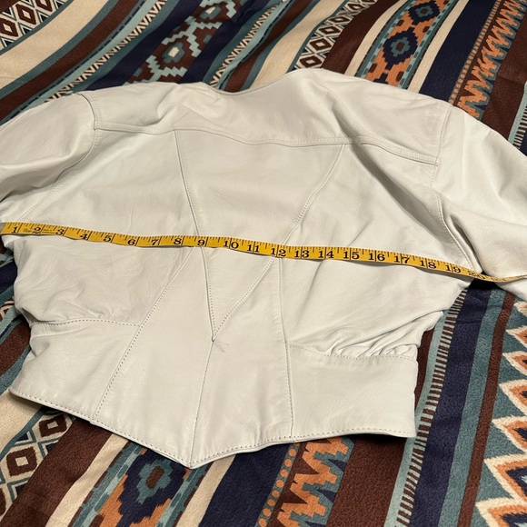 Vintage 1980’s Chia White Leather Jacket in a size M - Picture 10 of 13